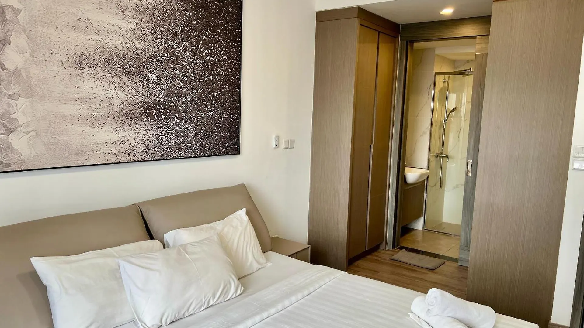 Agile Bukit Bintang By Comfort Suites Kuala Lumpur Apartment