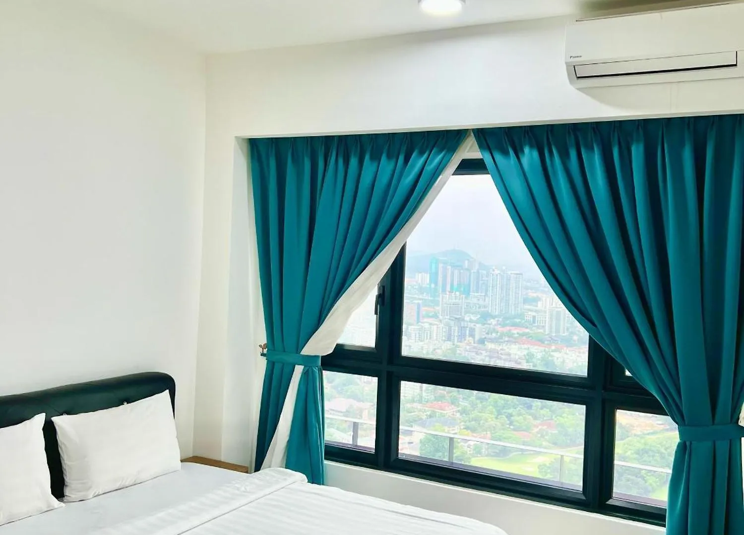Agile Bukit Bintang By Comfort Suites Kuala Lumpur Apartment